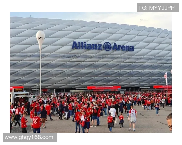 莱万重返安联球场引发拜仁球迷愤怒声讨：背叛旧主的代价是什么